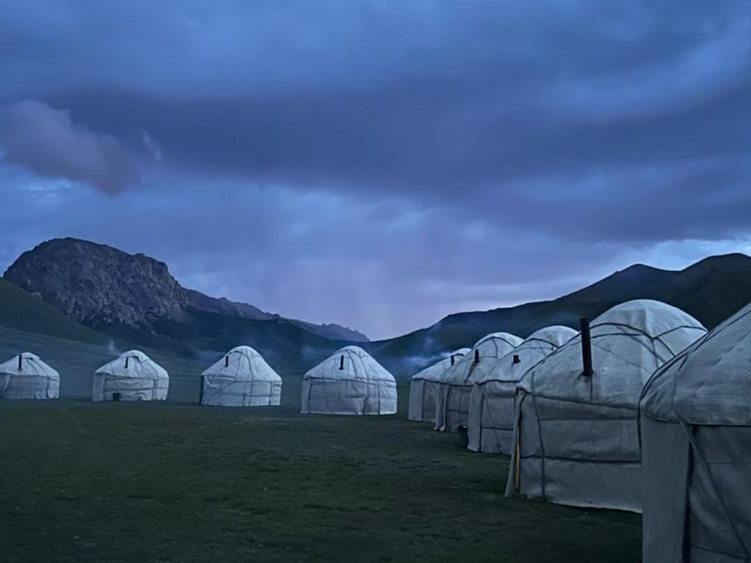 Yurt Camp Visit Kol-Suu Hotel Exterior photo